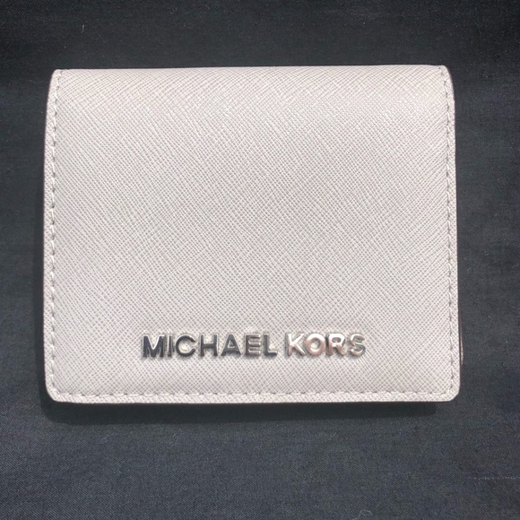 Michael Kors Jet Set Flap Card Holder - Picture 1 of 3